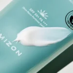 Mizon-Cicaluronic-Non-Nano-Sunblock-texture-700x700-1.webp