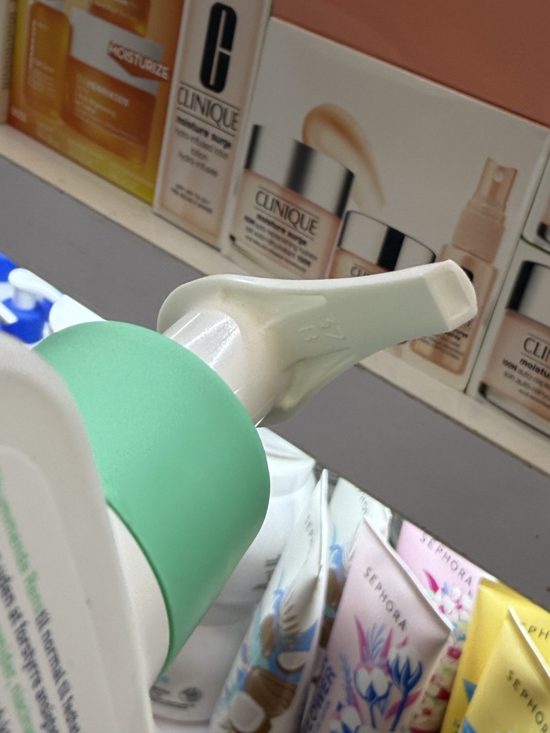 فوم شستشوی صورت سراوی Cerave – مخصوص پوست نرمال و چرب – حجم 236 - Image 4